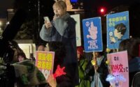 3.10夜、国会前に8000人〜「戦争反対！改憲反対！」の大合唱が議事堂を揺るがす